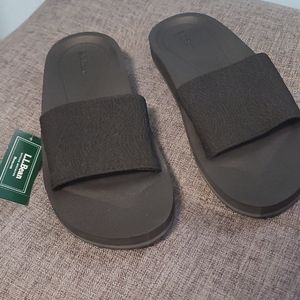 LL Bean Women's Maine Isle Slide